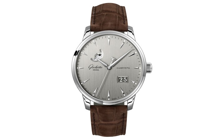 With the combination of brown strap and grey dial, this fake Glashütte Original watch shows you a vintage feeling.