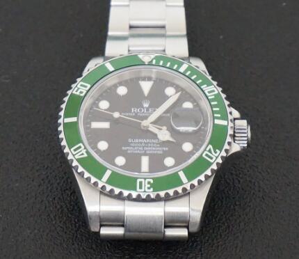 The price of the discontinued Submariner is very high in secondary market.