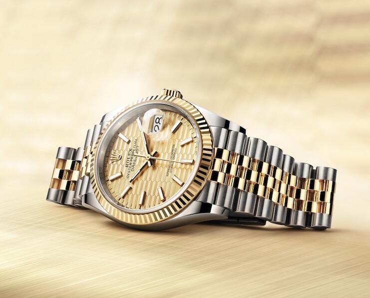 Swiss fake watches are characteristic for the fluted design.